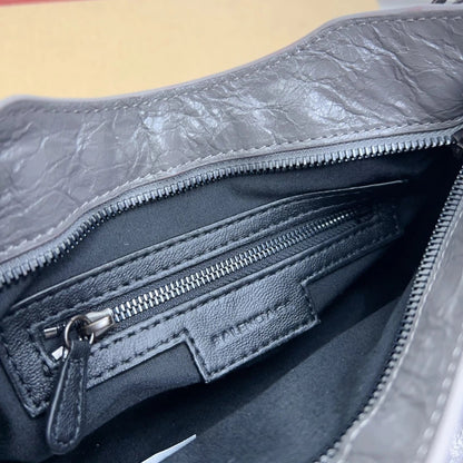 Balenciaga Classic Small City 9.4" (24 cm)