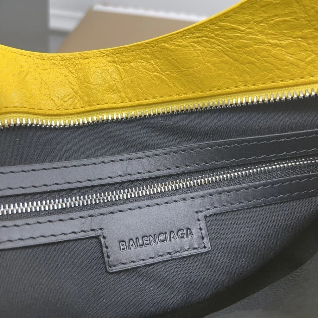 Balenciaga Classic City 11.8" (30 cm)