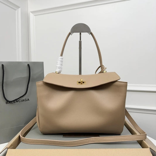 Balenciaga Ghost Medium 11.4" (29 cm)
