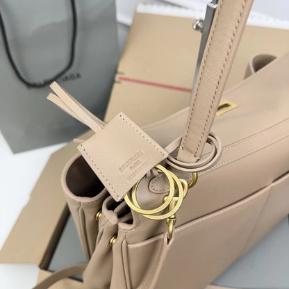 Balenciaga Ghost Medium 13.8" (35 cm)