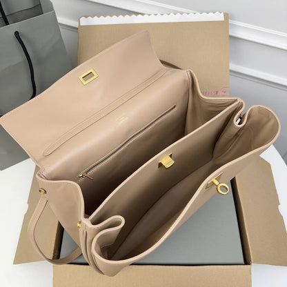 Balenciaga Ghost Medium 13.8" (35 cm)