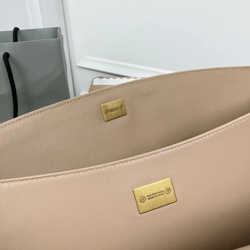 Balenciaga Ghost Medium 15.7" (40 cm)