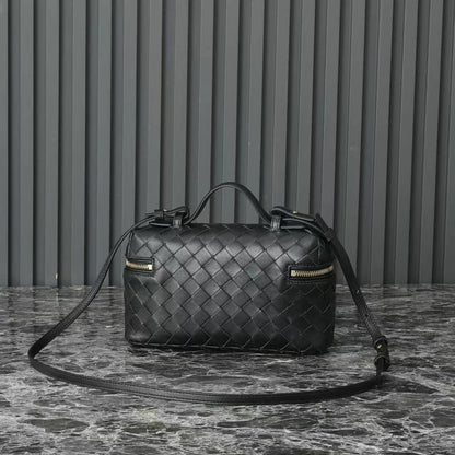 Bottega Veneta Bang Bang 9.1" (23 cm)