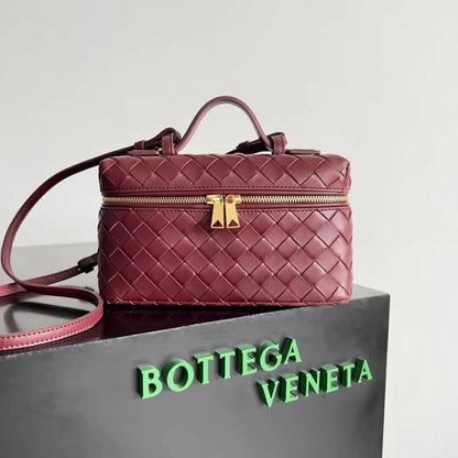 Bottega Veneta Bang Bang 9.1" (23 cm)
