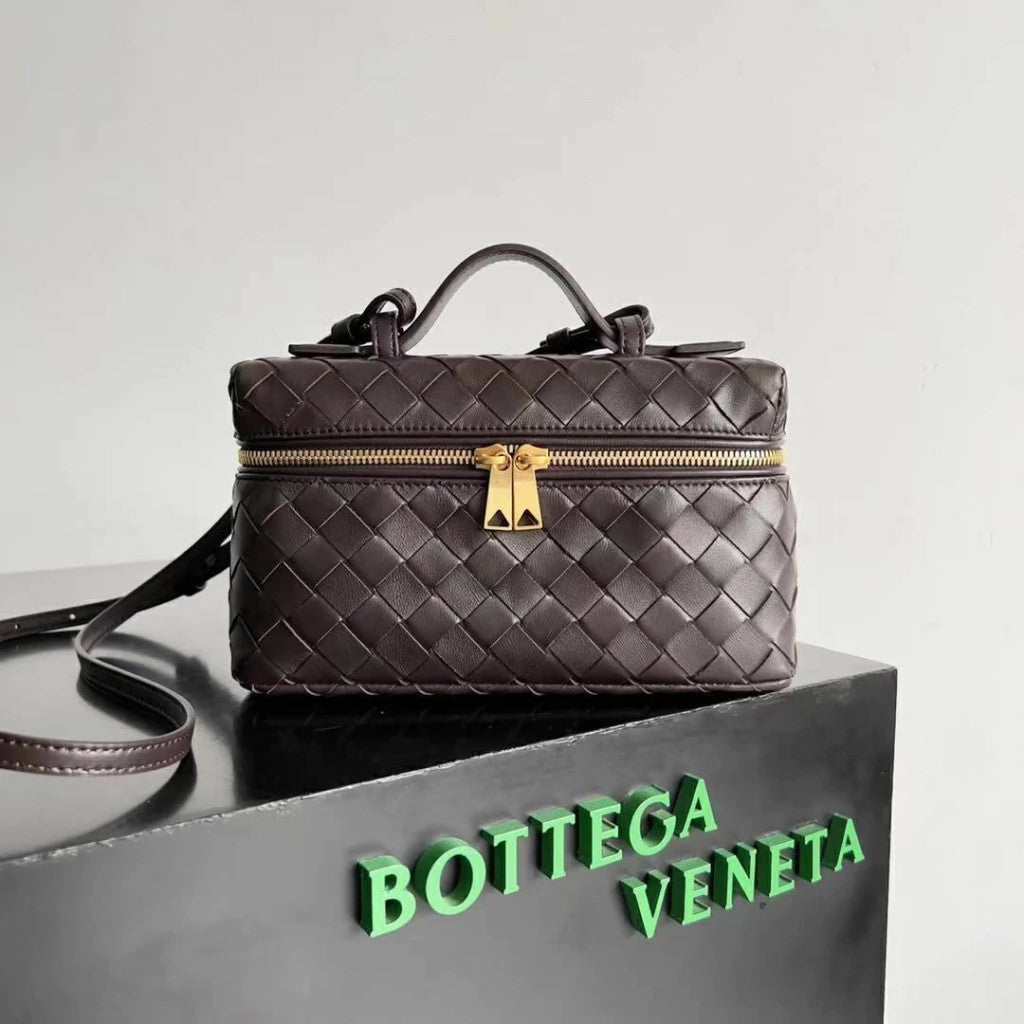 Bottega Veneta Bang Bang 9.1" (23 cm)