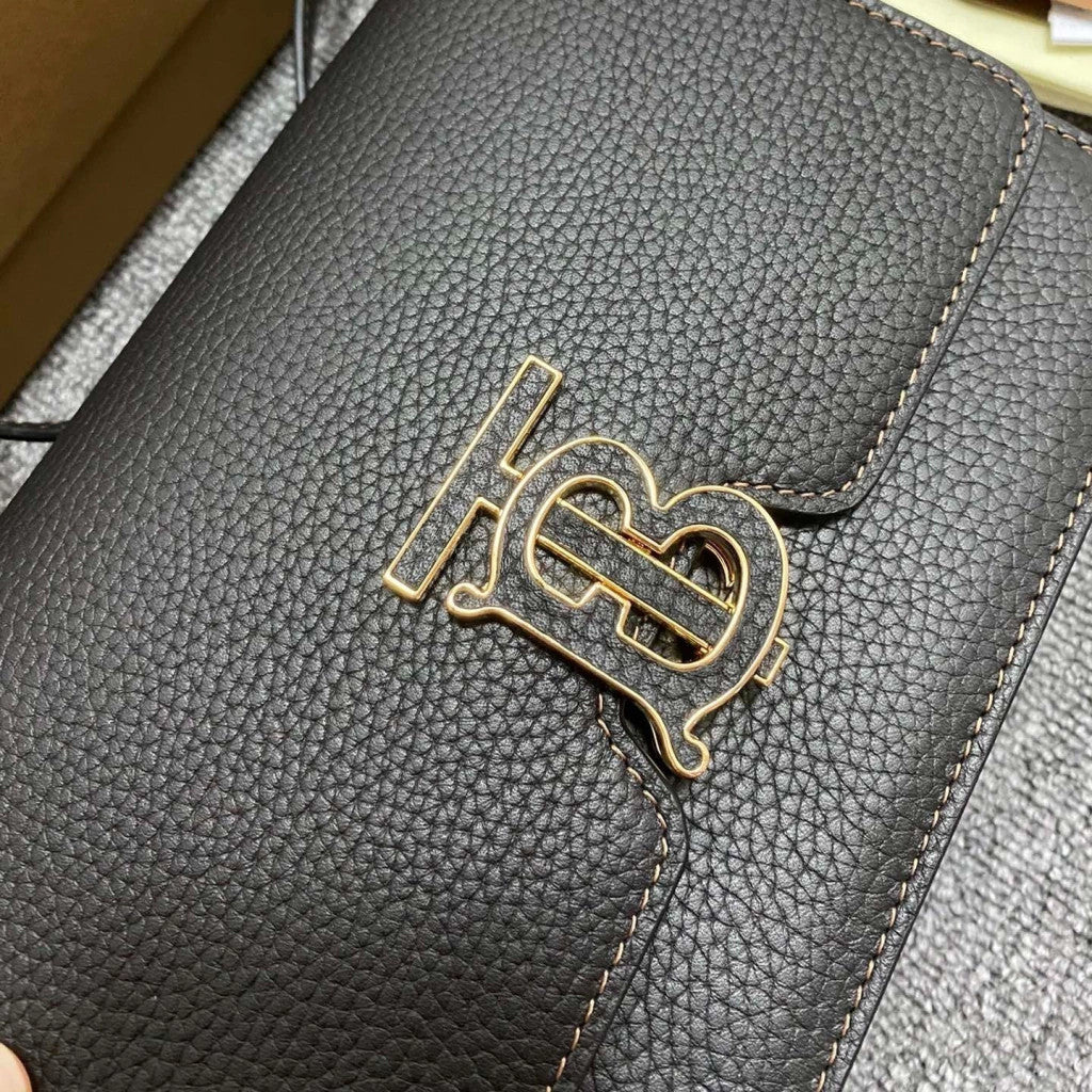 Burberry Legacy Monogram 8.3" (21 cm)
