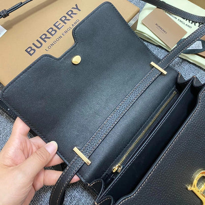 Burberry Legacy Monogram 8.3" (21 cm)