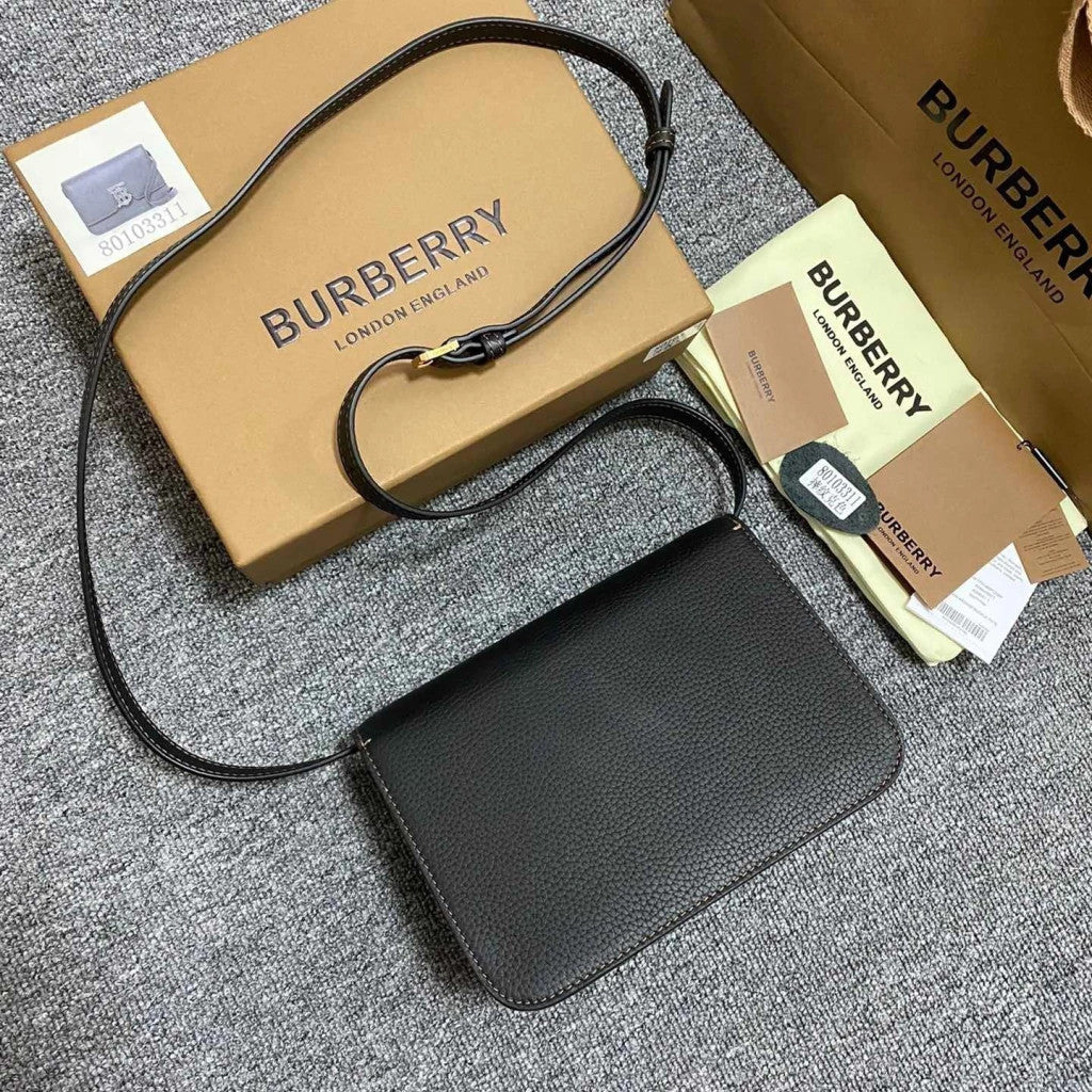 Burberry Legacy Monogram 8.3" (21 cm)