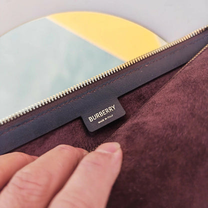 Burberry Half-Moon Velours Burgundy 8.7" (22 cm)