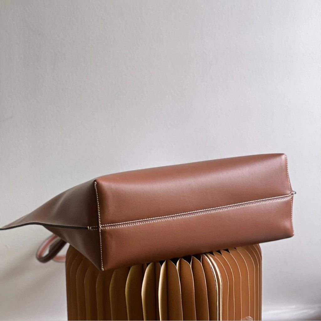 Burberry Tote Regency Cognac 13.8" (35 cm)