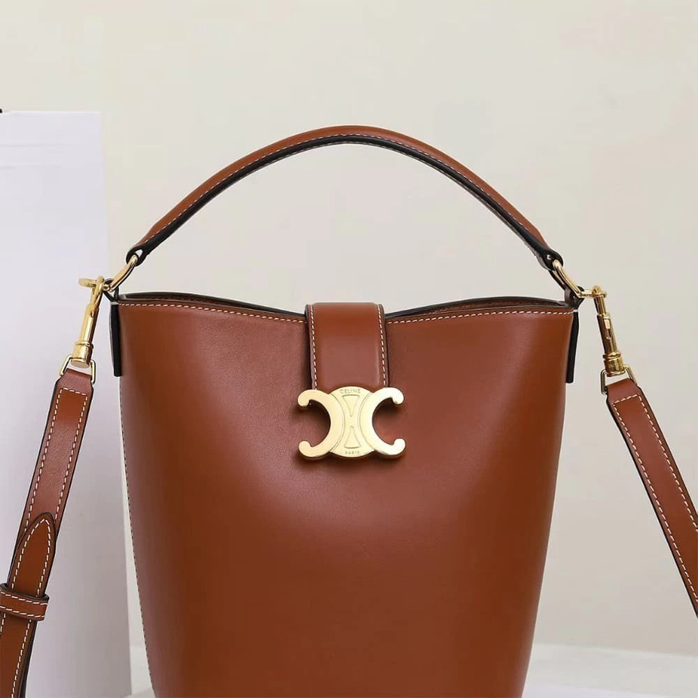 Celine Louise Bucket Caramel Medium