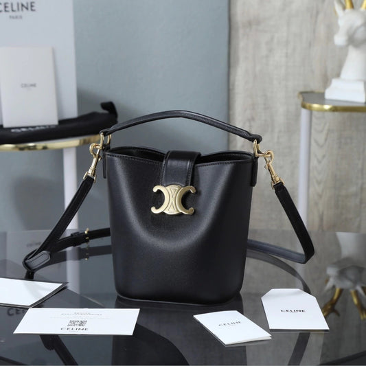 Celine Triomphe Parisienne 9.6" (24.5 cm)