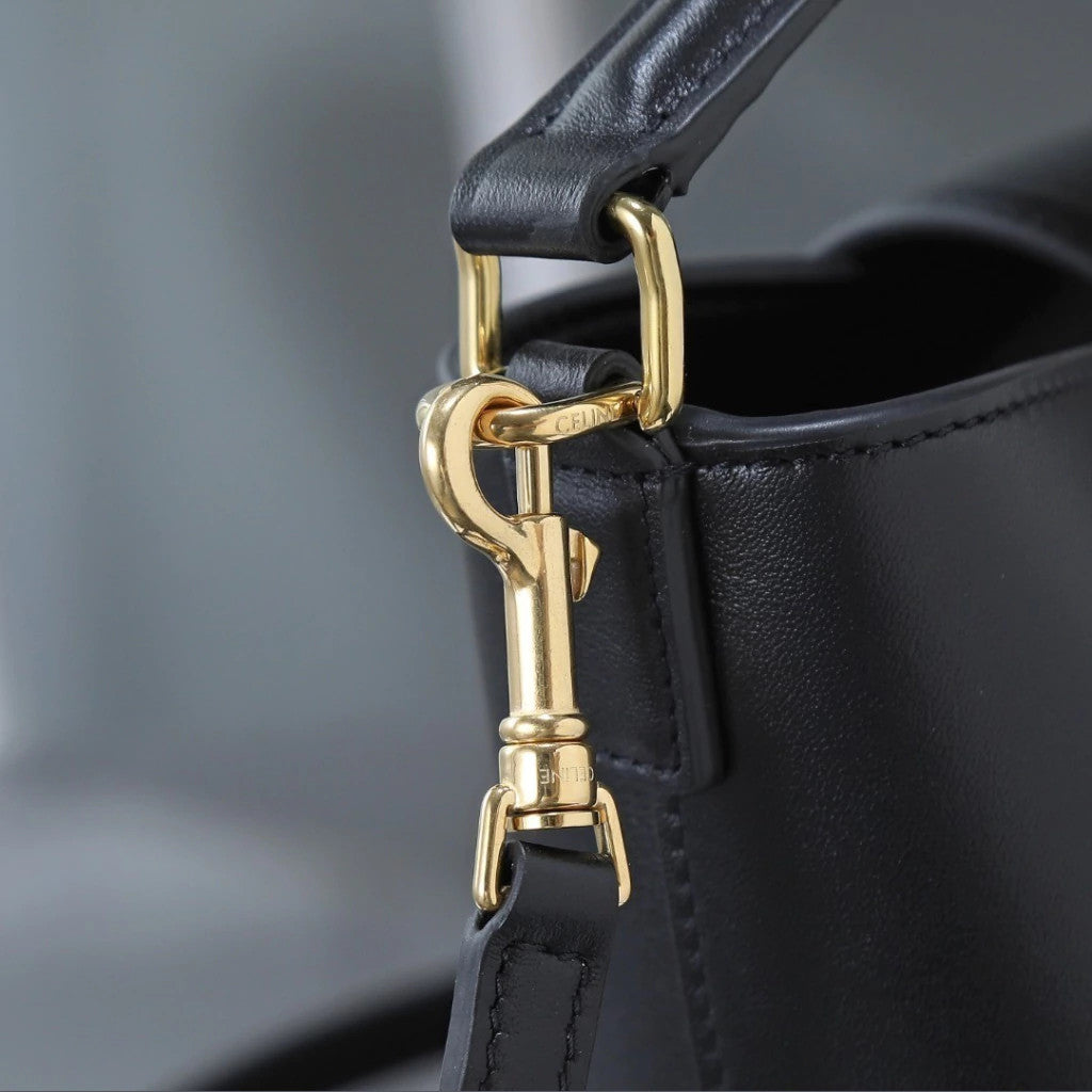 Celine Triomphe Parisienne 9.6" (24.5 cm)