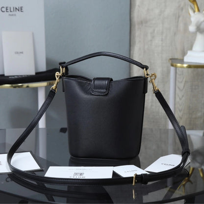 Celine Triomphe Parisienne 9.6" (24.5 cm)