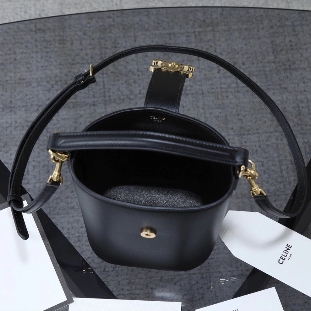 Celine Triomphe Parisienne 9.6" (24.5 cm)