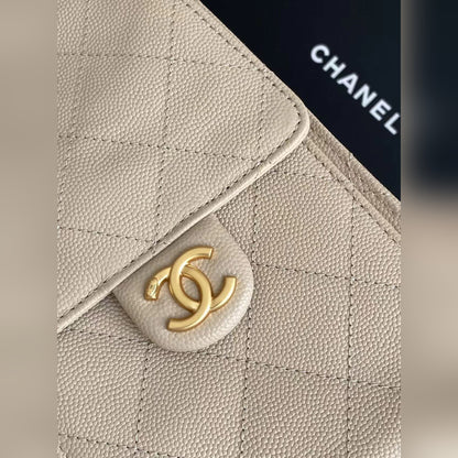 Chanel 25 Small 11.8" (30 cm)