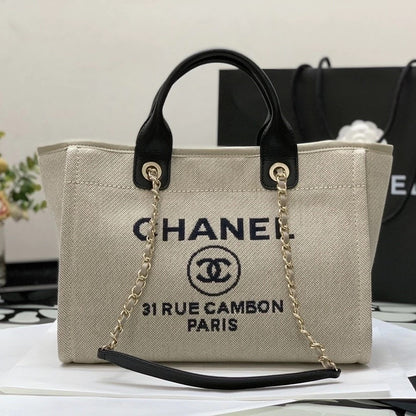 Chanel Deauville 15.4" (39 cm)