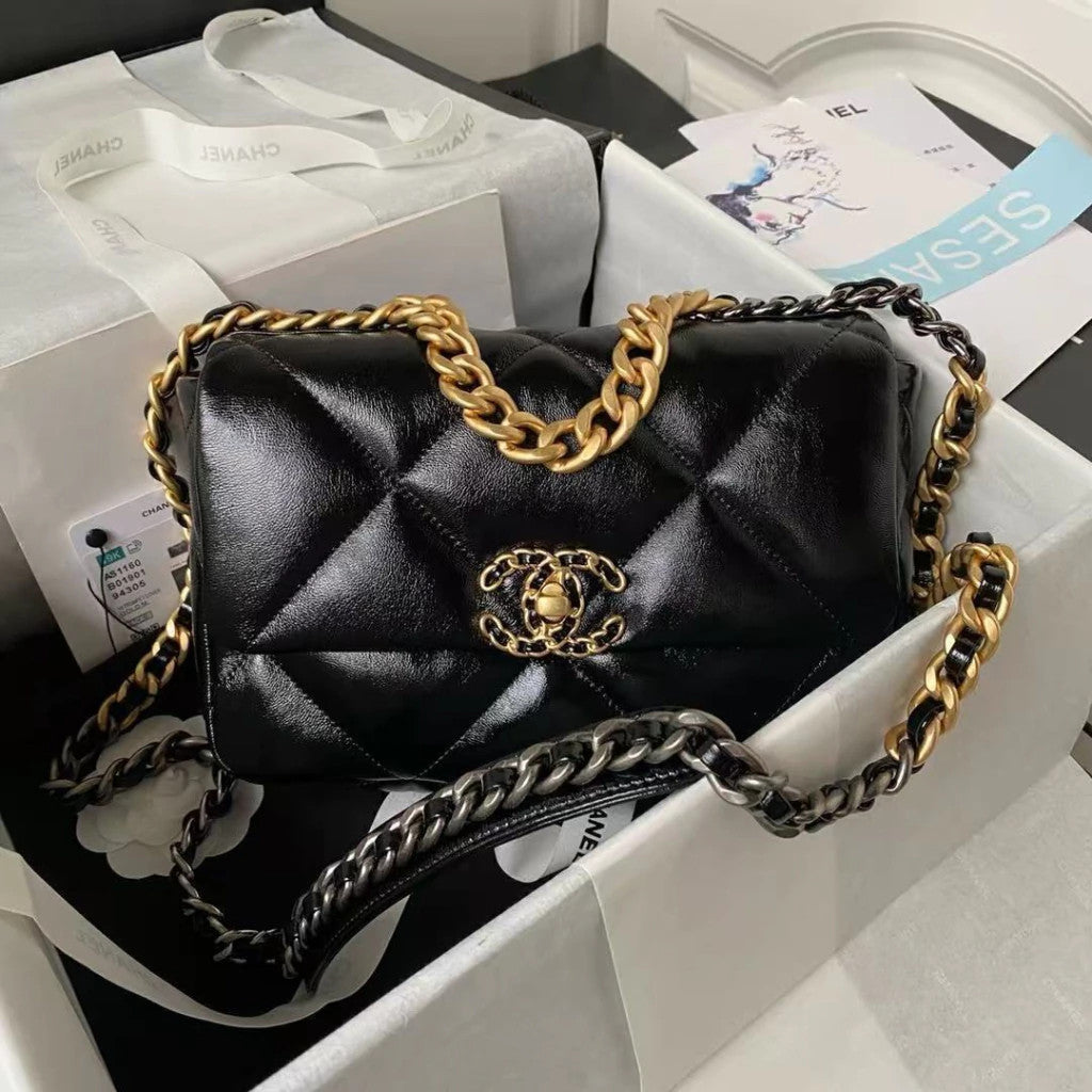Chanel 19 Flap 7.6" (19.2 cm)