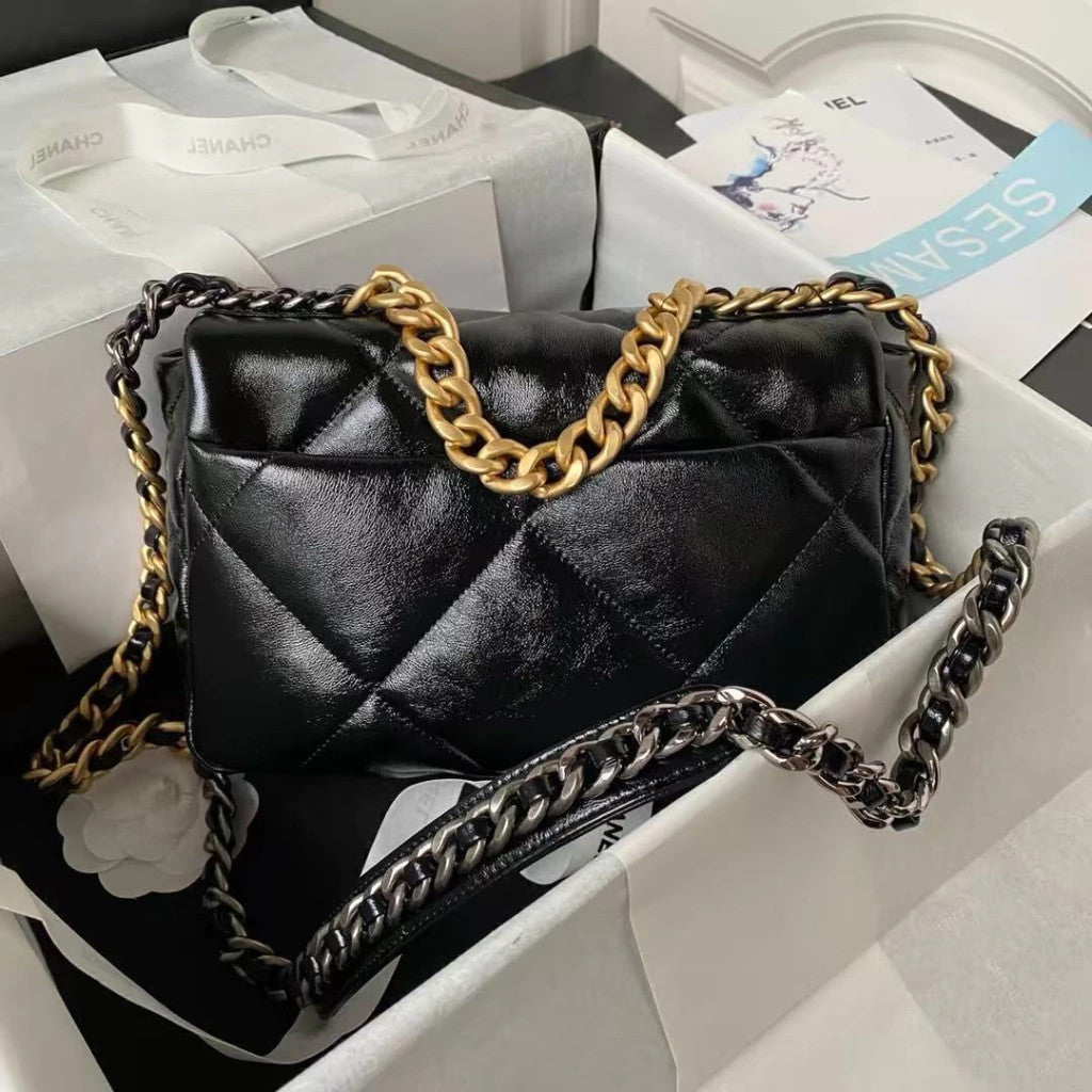 Chanel 19 Flap 7.6" (19.2 cm)