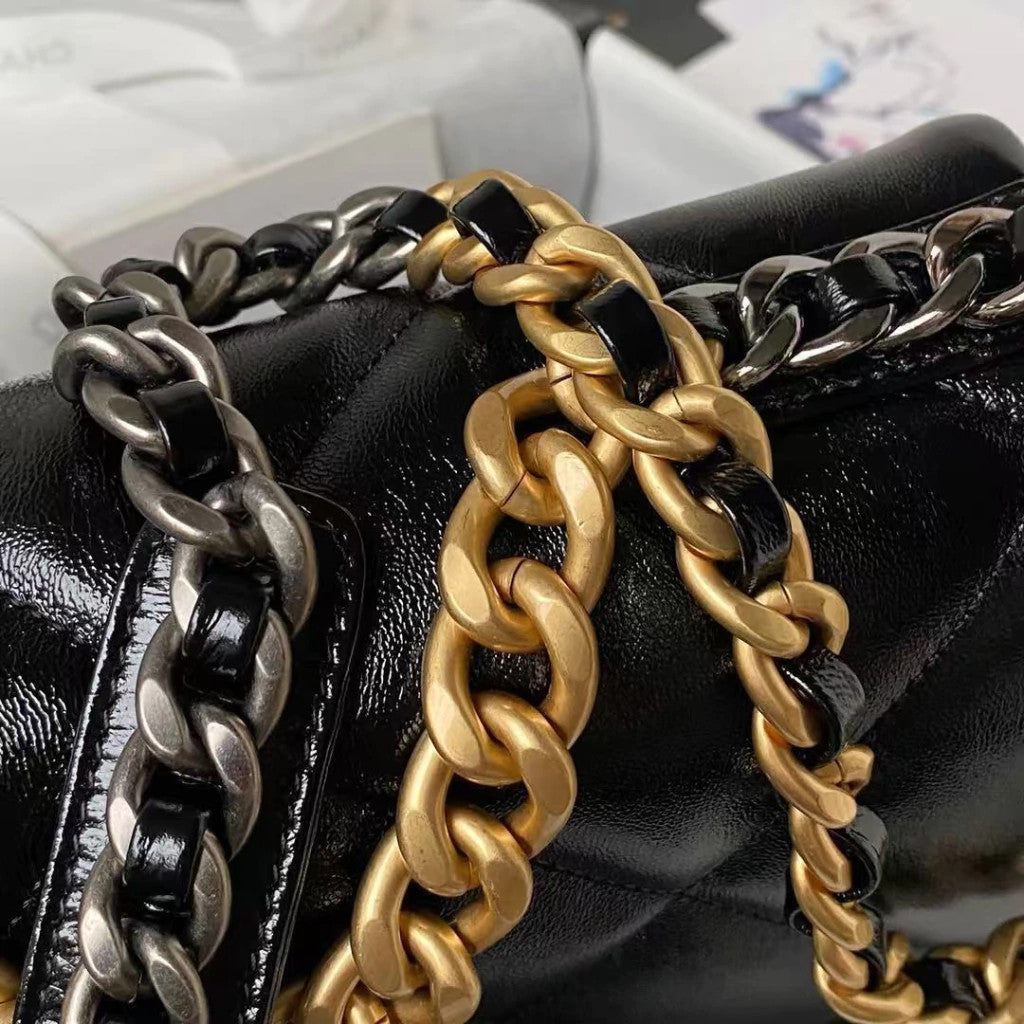 Chanel 19 Flap 7.6" (19.2 cm)