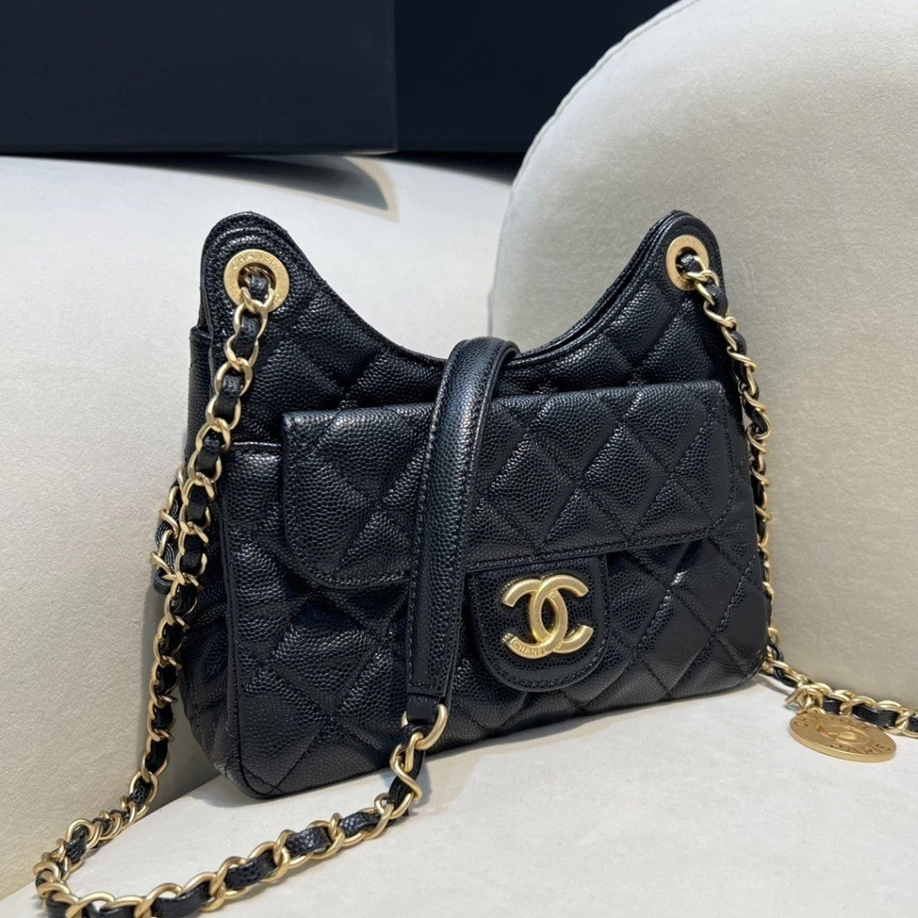 Chanel Hobo Bag Caviar Black 9.1" (23 cm)