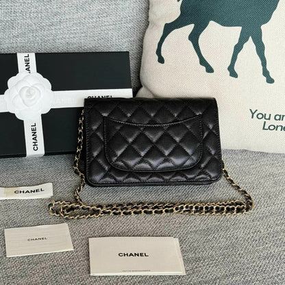 Chanel WOC Caviar Gold-Tone Chain Strap 7.5" (19 cm)