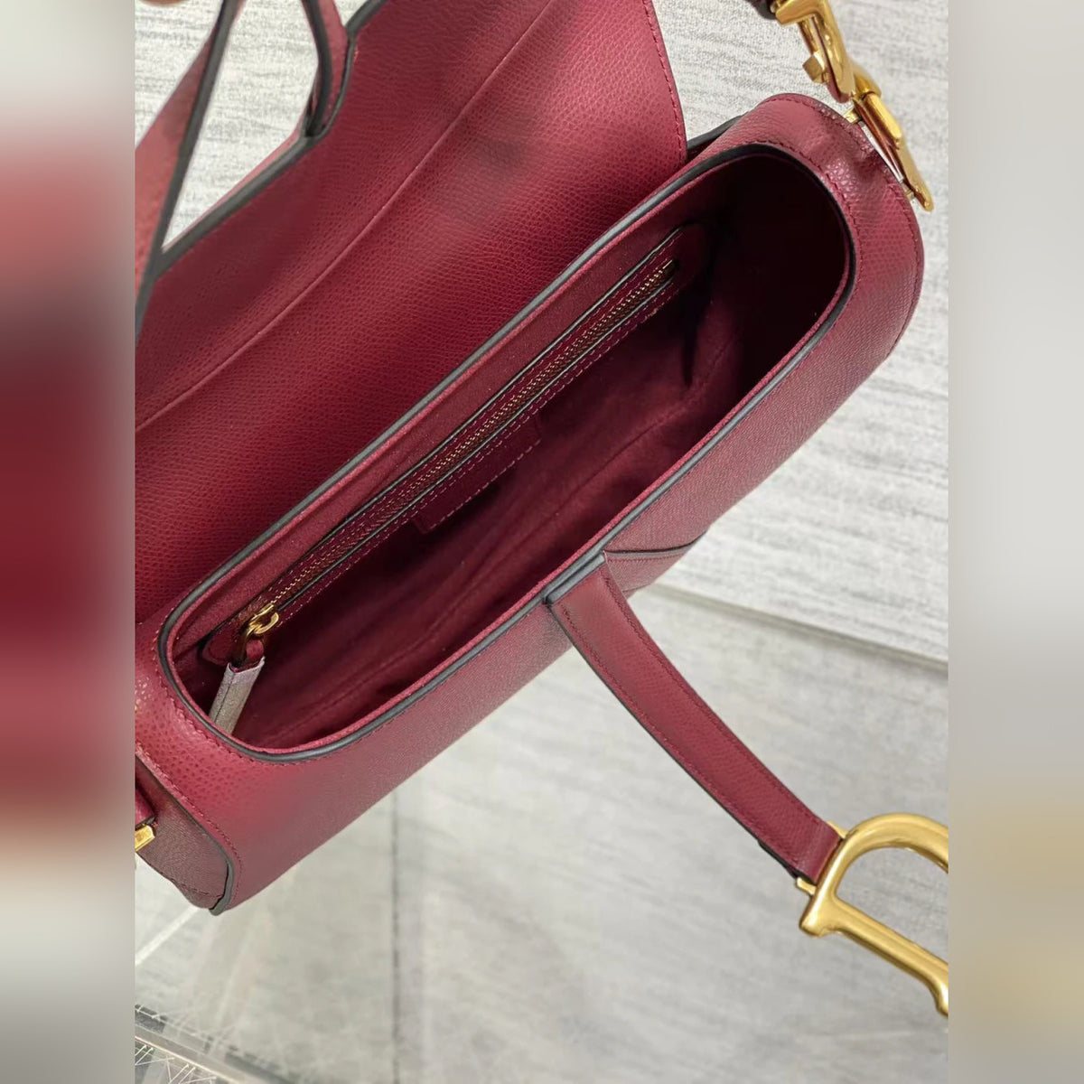 Dior Saddle 7.9" (20 cm)