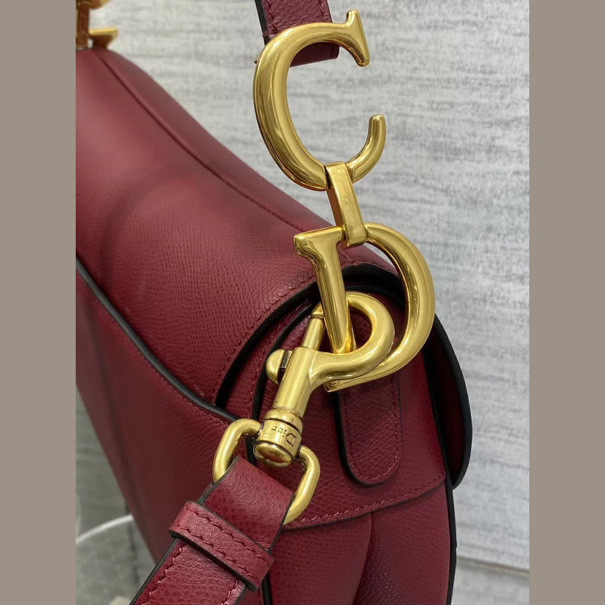 Dior Saddle 7.9" (20 cm)
