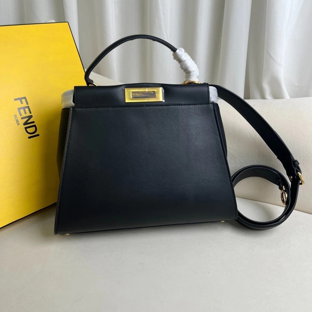 Fendi Peekaboo ISeeU Medium 13.2" (33.5 cm)
