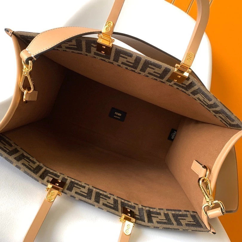 Fendi Sunshine Shopper Medium 14" (35.5 cm)