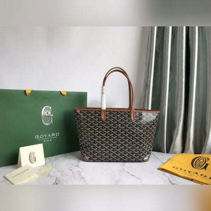 Goyard Saint Louis PM 13.4" (34 cm)