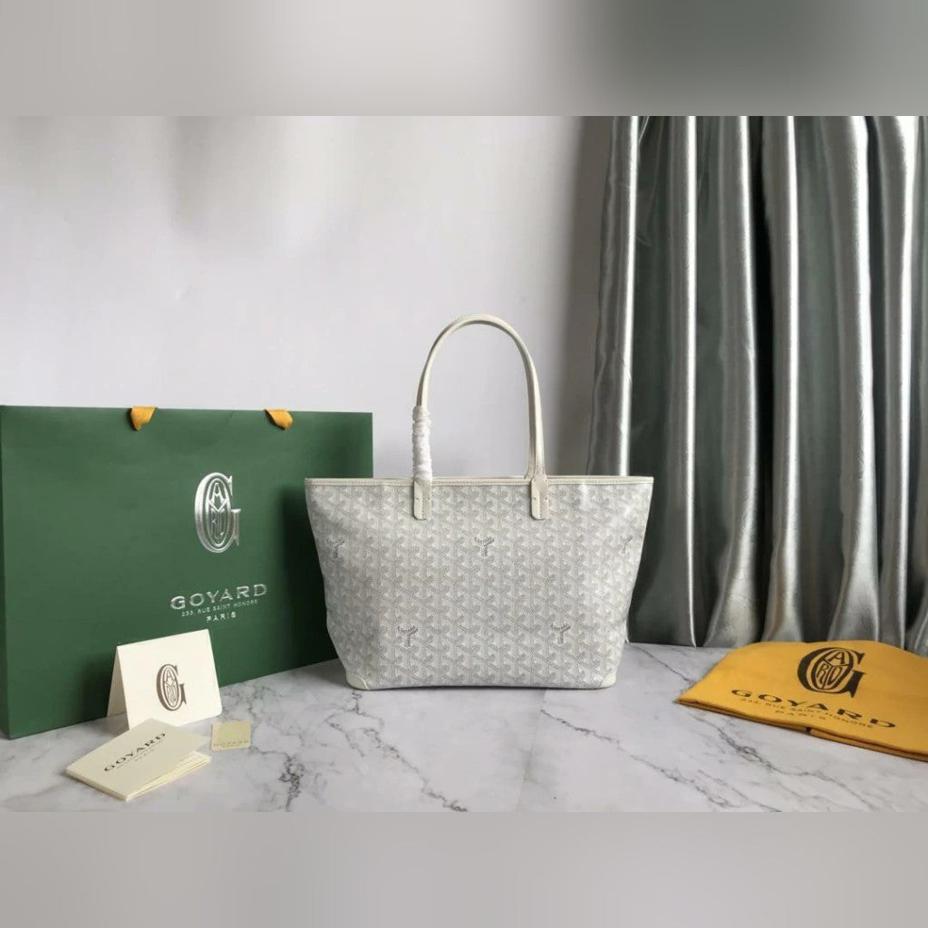 Goyard Saint Louis PM 13.4" (34 cm)