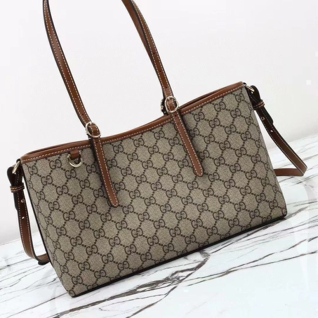 Gucci Emblem GG Supreme 11.8" (30 cm)