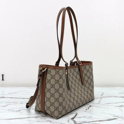 Gucci Emblem GG Supreme 11.8" (30 cm)