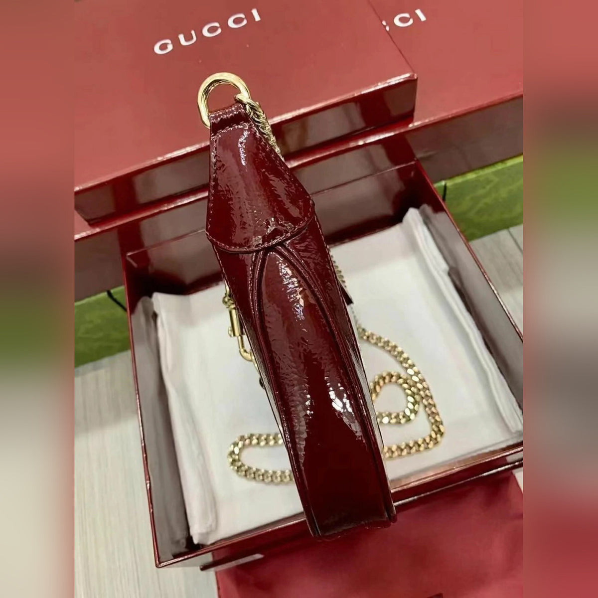 Gucci Jackie Red 7.5" (19 cm)