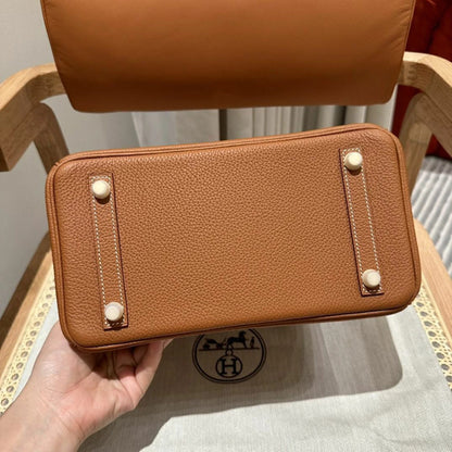 Hermès Birkin 11.8" to 13.8" (30 to 35 cm)