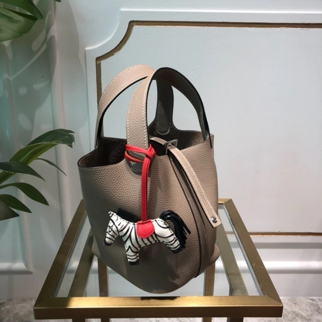 Hermès Paddock Bucket 7.1" (18 cm)