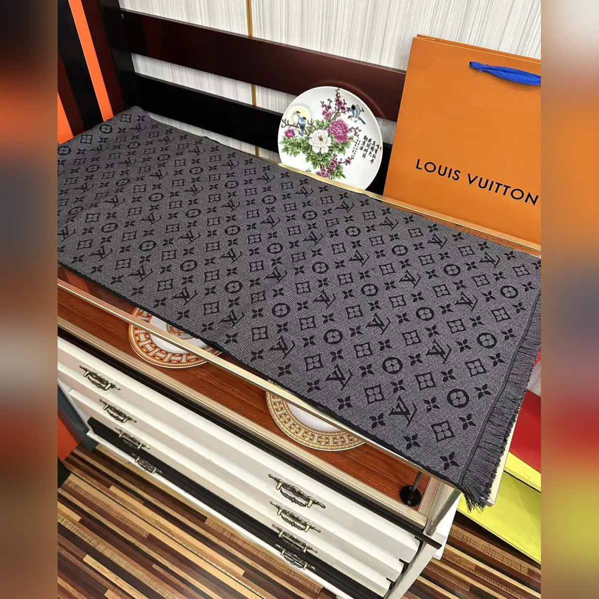 Louis Vuitton Wool Monogram Classic Scarf