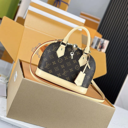 Louis Vuitton Alma BB Monogram 9.3" (23.5 cm)