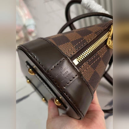 Louis Vuitton Alma BB Damier 9.3" (23.5 cm)