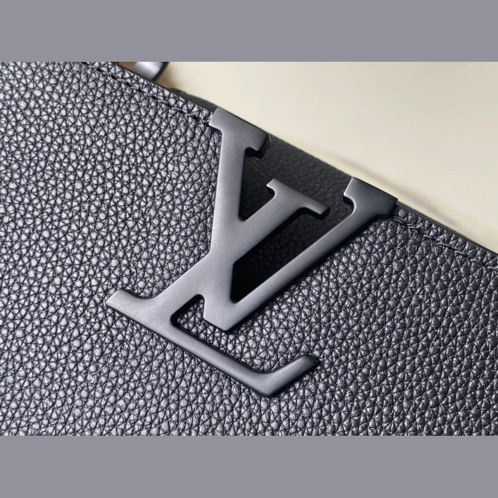 Louis Vuitton Capucines East West Mini 8.7" (22 cm)
