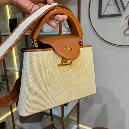 Louis Vuitton Capucines MM Canvas Natural 12.4" (31.5 cm)