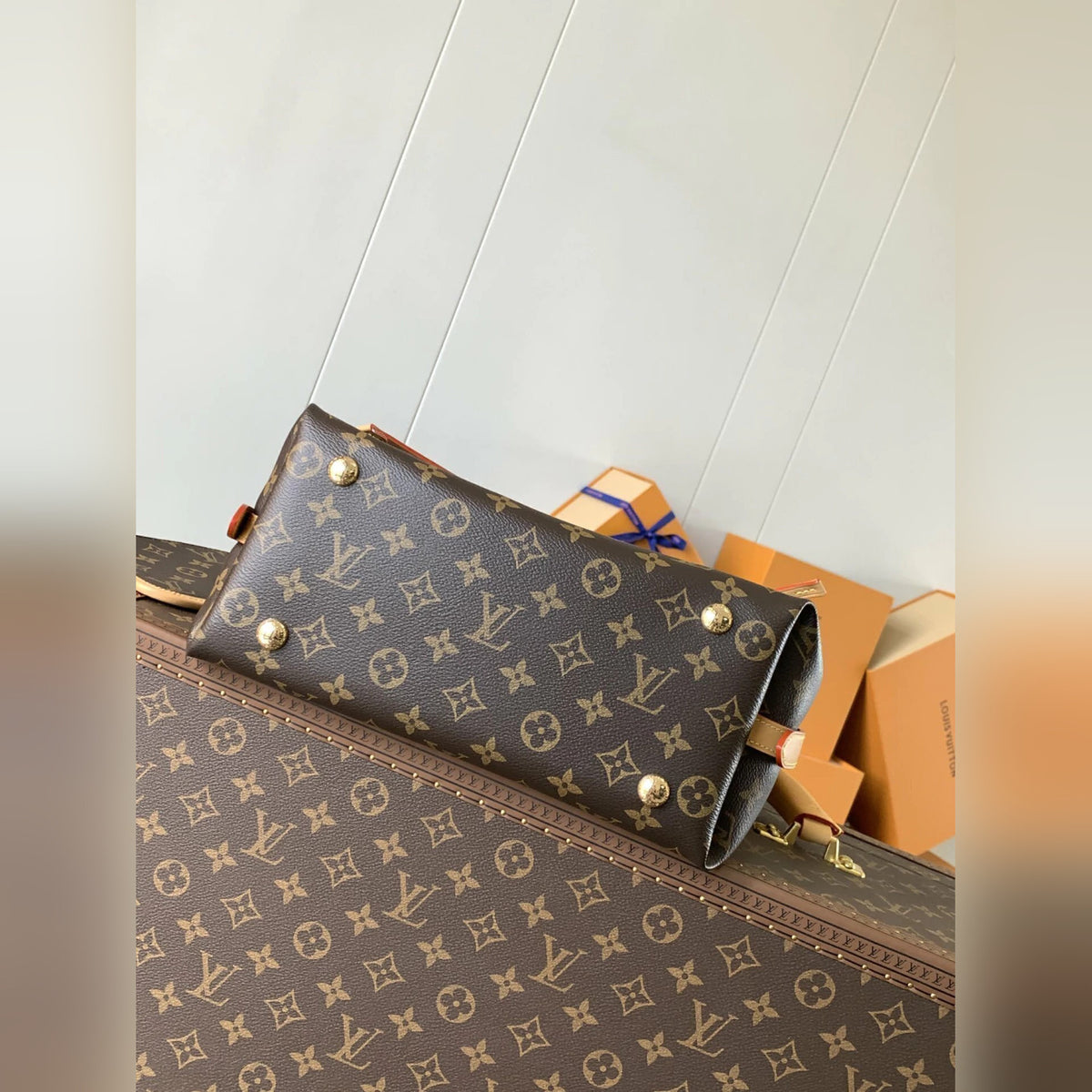 Louis Vuitton Carry All Monogram 12.6" (32 cm)