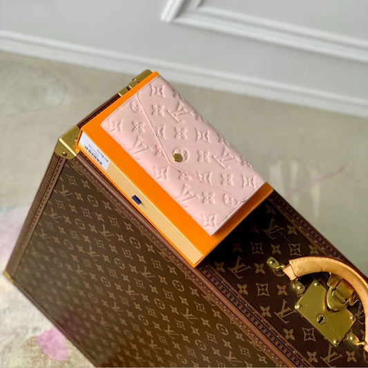 Louis Vuitton Sarah Wallet 7.5" (19 cm)