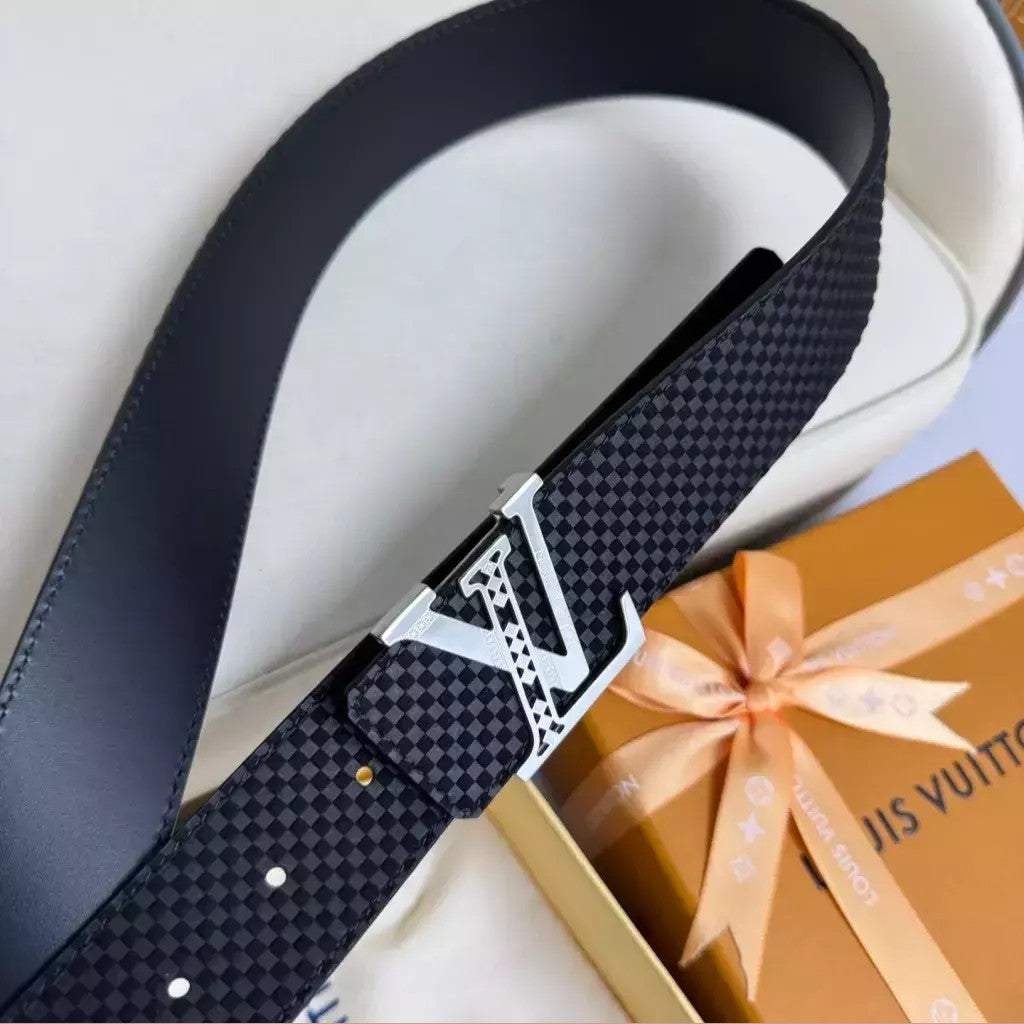 Louis Vuitton LV Initiales Weave Belt 40 mm