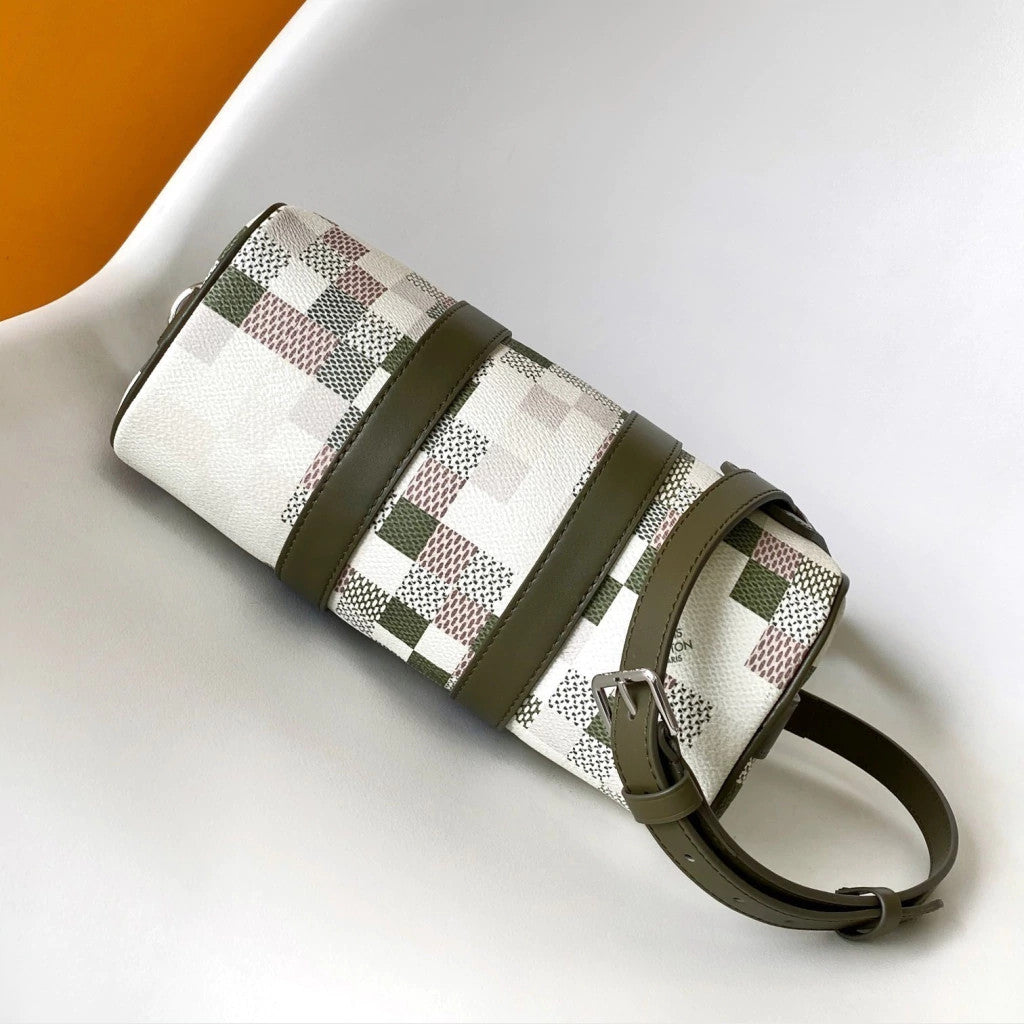 Louis Vuitton Keepall Bandoulière Mosaïque 9.8" (25 cm)