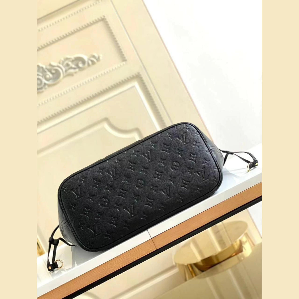 Louis Vuitton Neverfull MM Monogram Empreinte 12.2" (31 cm)