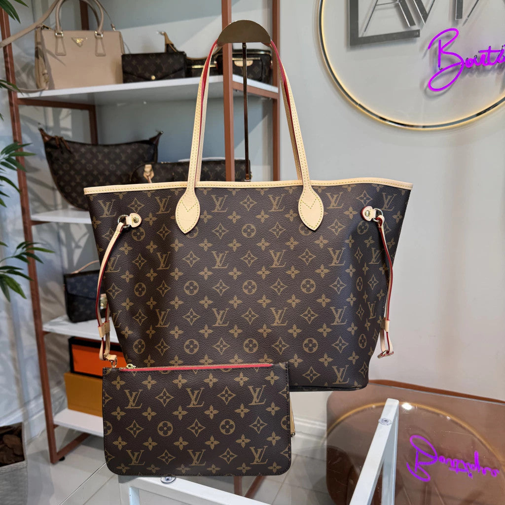 Louis Vuitton Neverfull MM Monogram with Red Lining 12.2" (31 cm)
