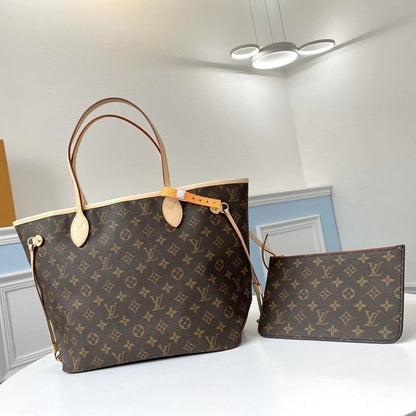 Louis Vuitton Neverfull MM Monogram with Red Lining 12.2" (31 cm)