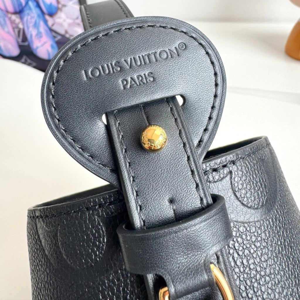 Louis Vuitton NéoNoé BB 6.3" (16 cm)